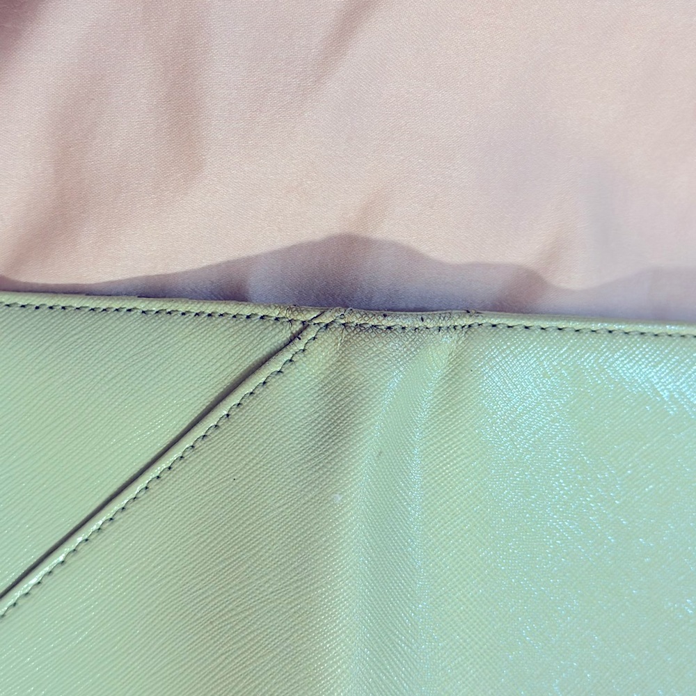 Vintage Tori Burch Envelope Clutch in Pale Green - Picture 10 of 10